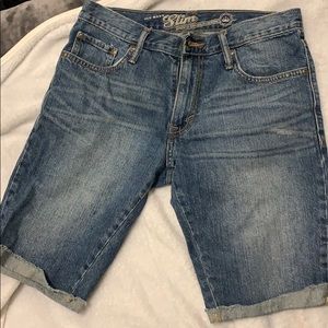 Slim fit Bermuda shorts